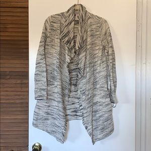Billabong Long Cardigan size Small